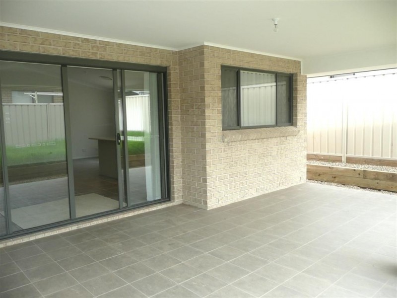 45 Beechey Circuit, Oran Park NSW 2570