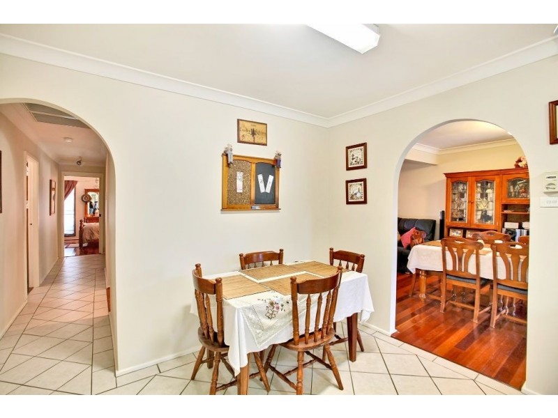 50 Grevillea Crescent, Prestons NSW 2170