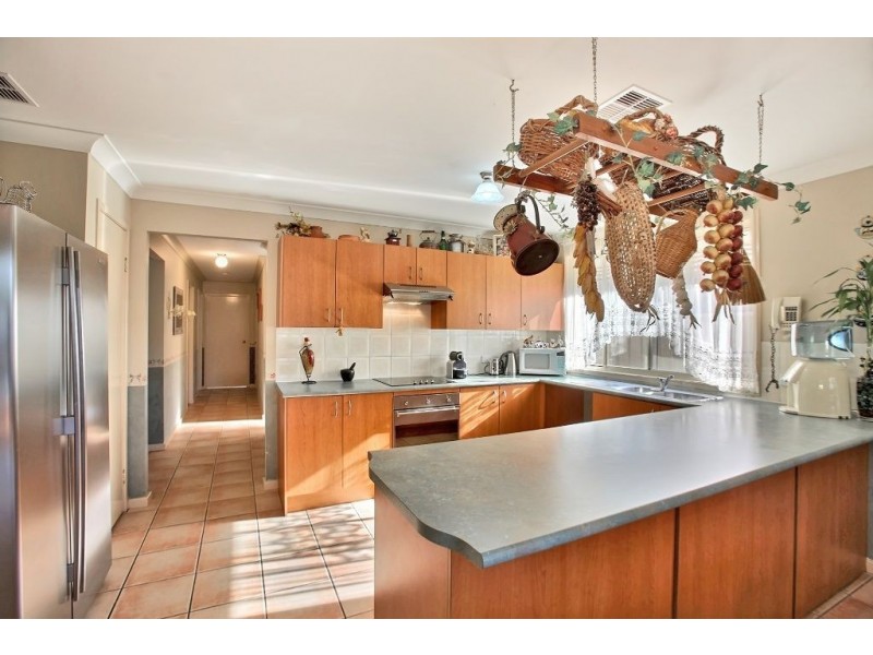 10 Inglis Court, Harrington Park NSW 2567