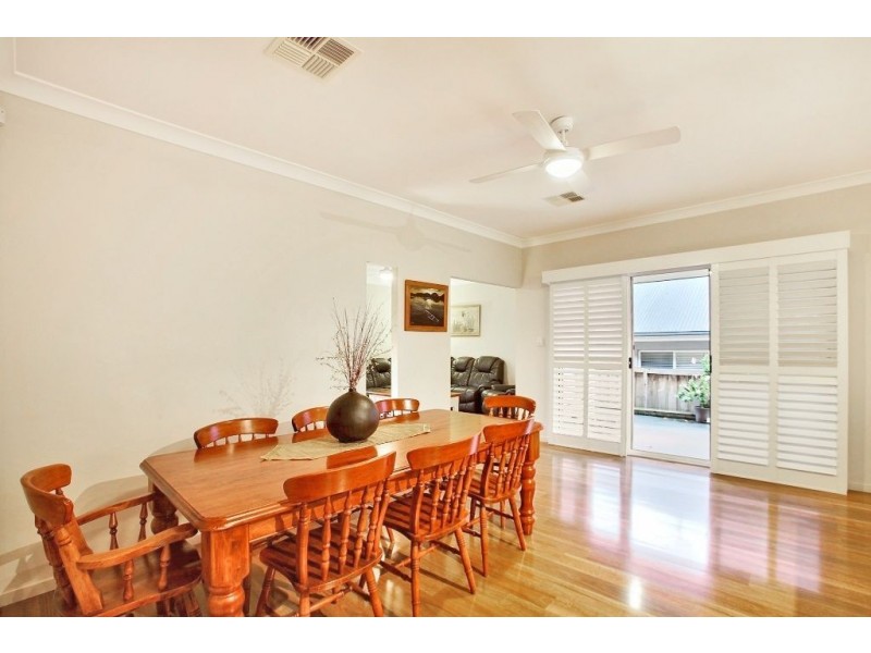 8 Whyte Place, Elderslie NSW 2570