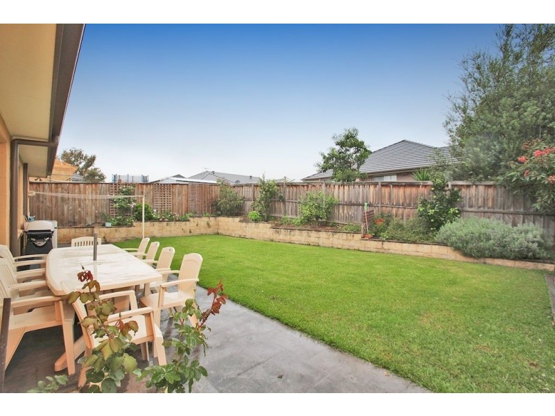 8 Whyte Place, Elderslie NSW 2570