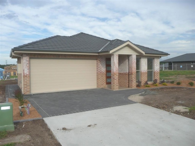 9136 Carter Street, Oran Park NSW 2570