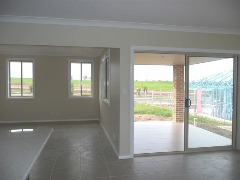 9136 Carter Street, Oran Park NSW 2570