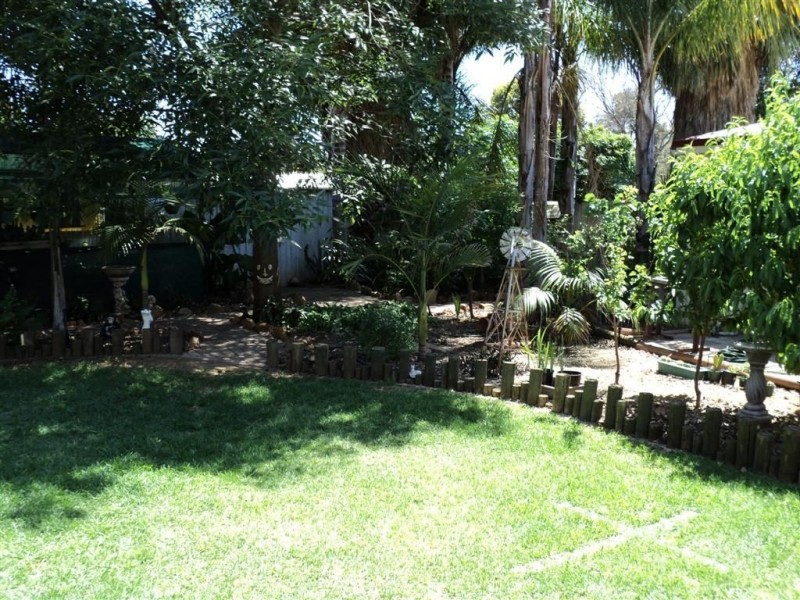 2 Myrtle Court, Parafield Gardens SA 5107