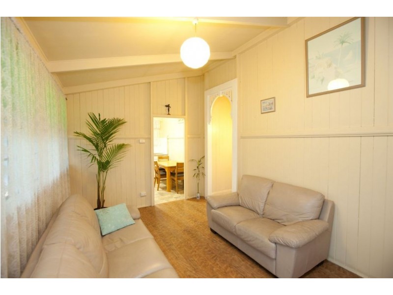 34 Albert Street, Woolloongabba QLD 4102