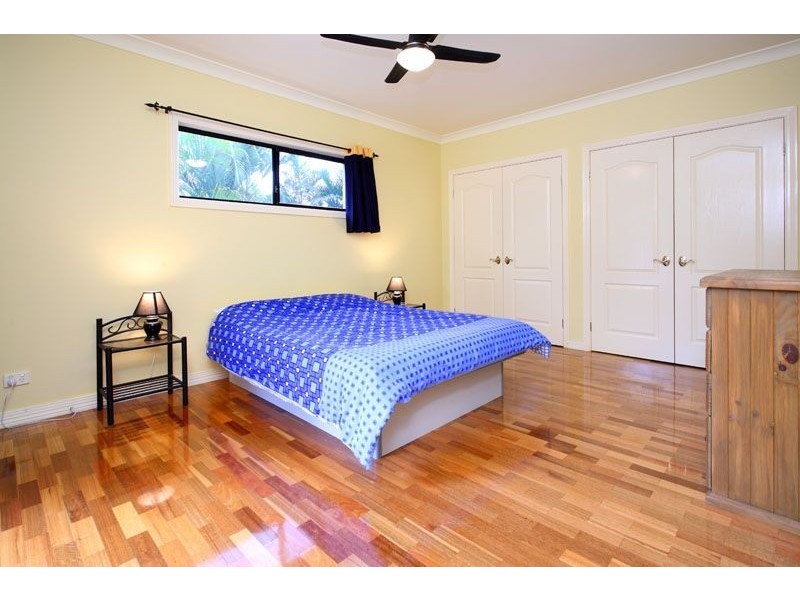40 St Andrew Crescent, Carindale QLD 4152