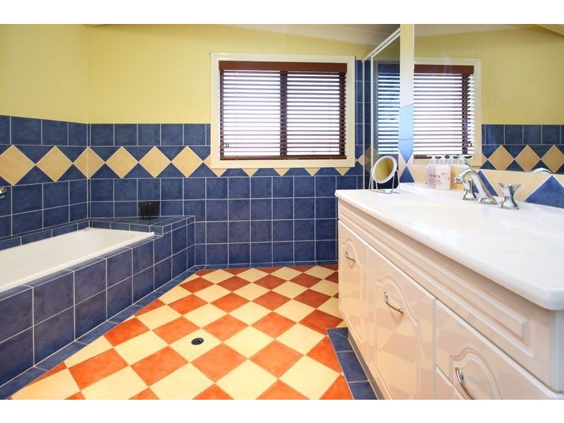 40 St Andrew Crescent, Carindale QLD 4152