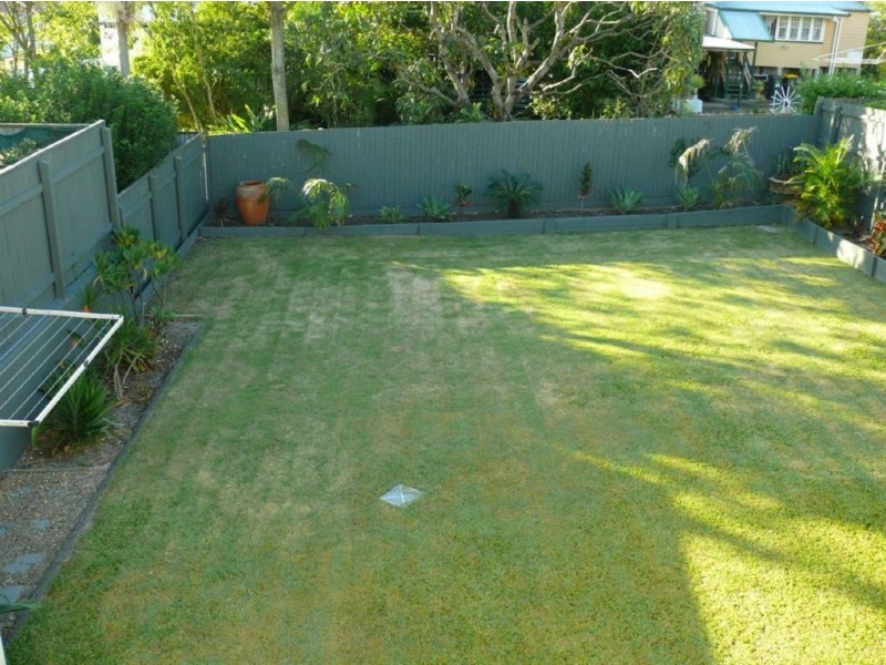 28 Eighth Avenue, Coorparoo QLD 4151