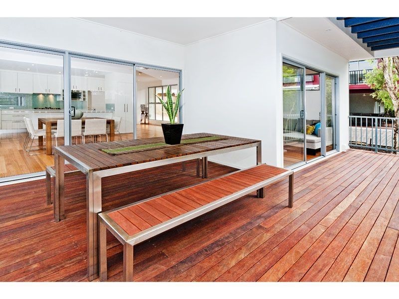 17 Taylor Street, Woolloongabba QLD 4102