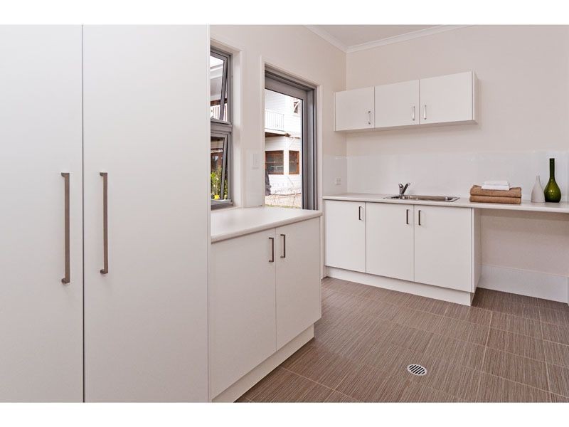 17 Taylor Street, Woolloongabba QLD 4102