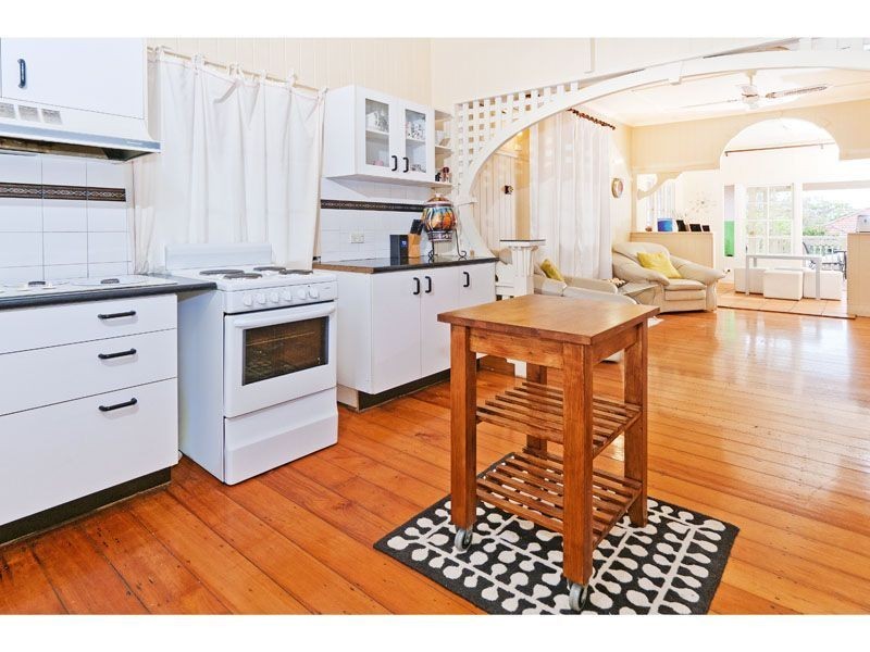 25 Faversham Street, Woolloongabba QLD 4102