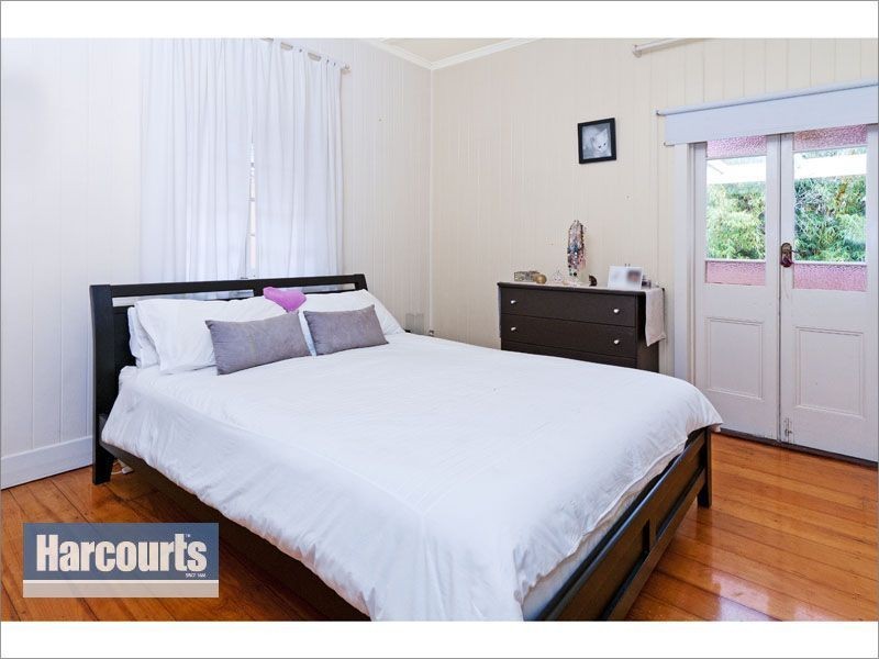 25 Faversham Street, Woolloongabba QLD 4102