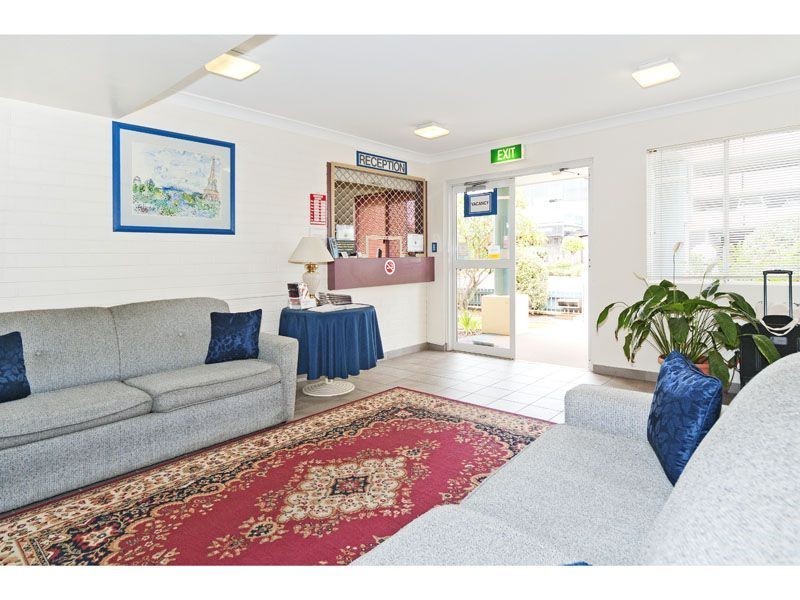 106/24 Tottenham Street, Woolloongabba QLD 4102