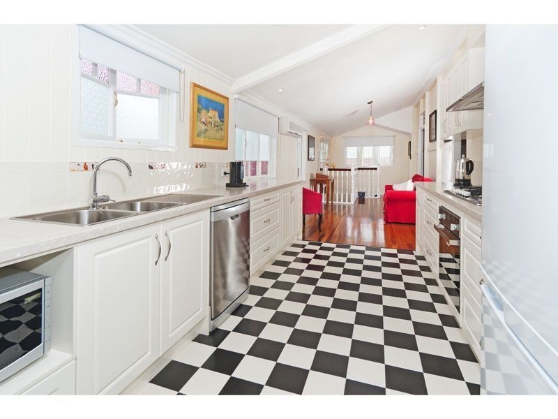 41 Beatrice Street, Greenslopes QLD 4120