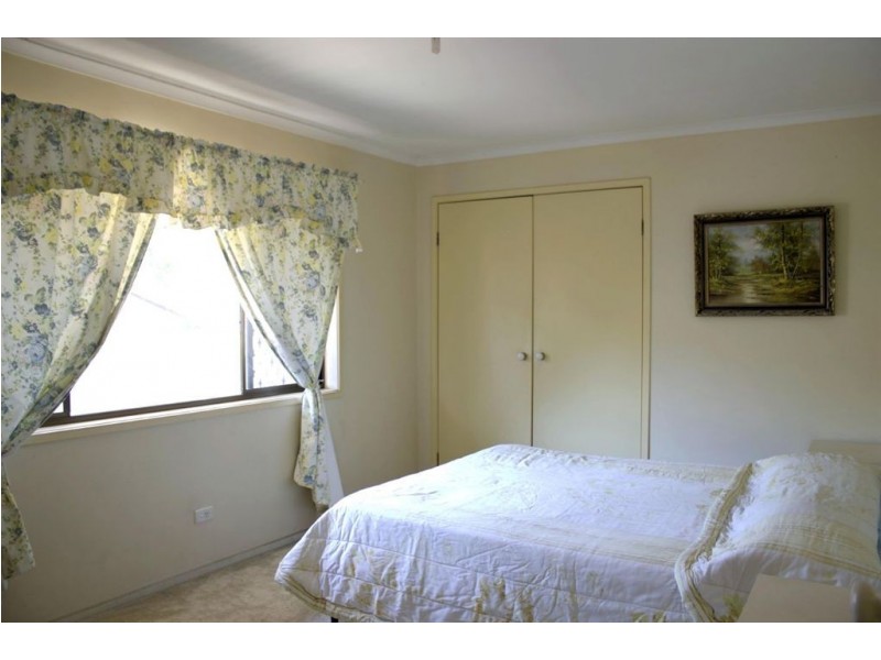 393 Winstanley Street, Carindale QLD 4152