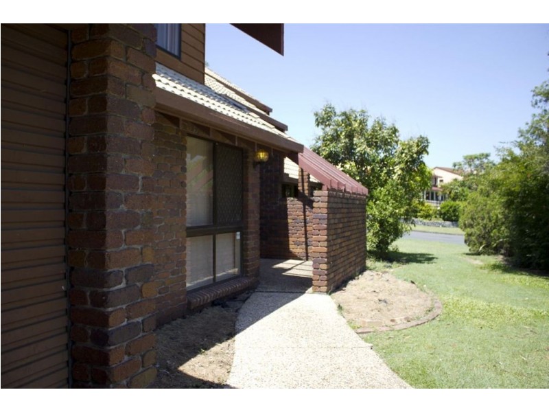 393 Winstanley Street, Carindale QLD 4152