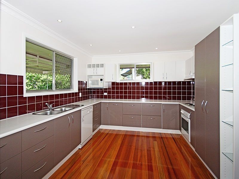 11 Wunulla Street, Mount Gravatt East QLD 4122