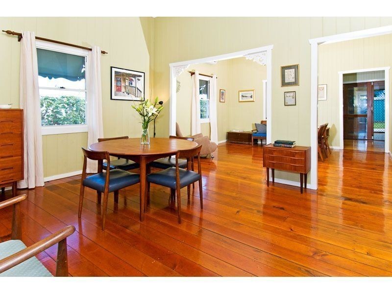 23 Sword Street, Woolloongabba QLD 4102