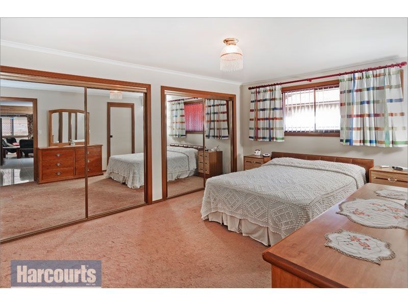 397 Winstanley Street, Carindale QLD 4152