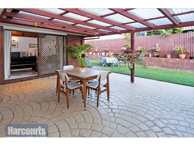397 Winstanley Street, Carindale QLD 4152