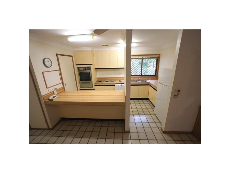 80 Crewe Street, Mount Gravatt East QLD 4122