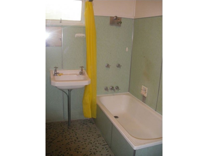 1/26 Qualtrougth, Woolloongabba QLD 4102