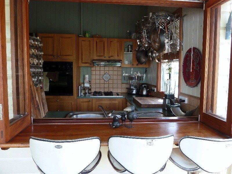 37 Deshon Street, Woolloongabba QLD 4102