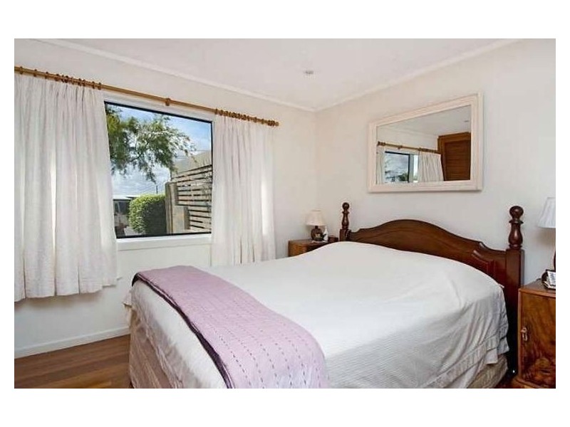 29 Kneale St, Holland Park West QLD 4121