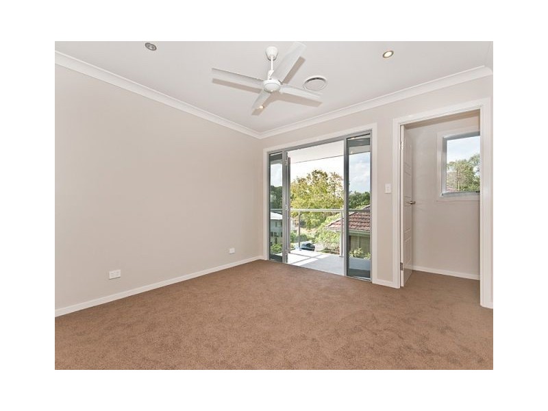 2/42 Brown Street, Camp Hill QLD 4152