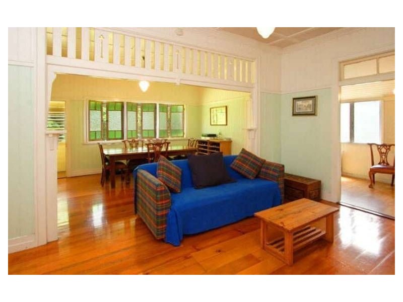 19 Maynard Street, Woolloongabba QLD 4102