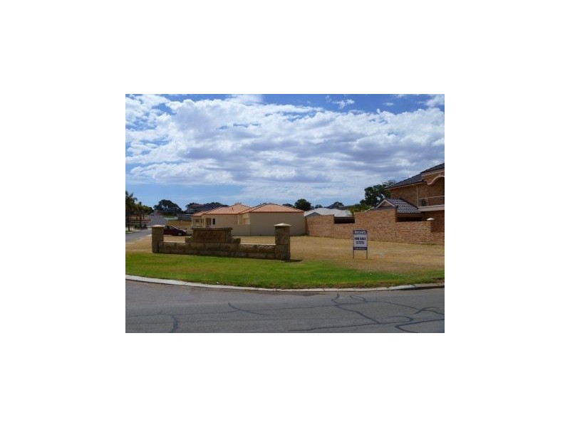 2 Champion Bay Rise, Bluff Point WA 6530