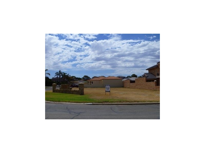 2 Champion Bay Rise, Bluff Point WA 6530