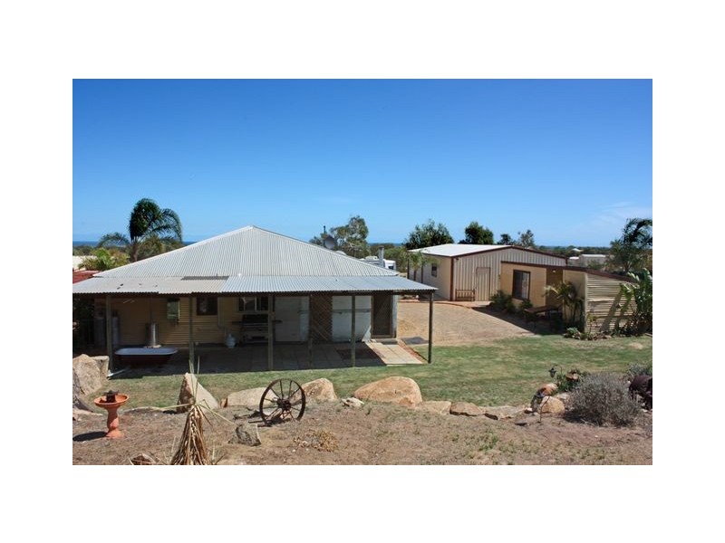 118 Sutcliffe Road, Waggrakine WA 6530