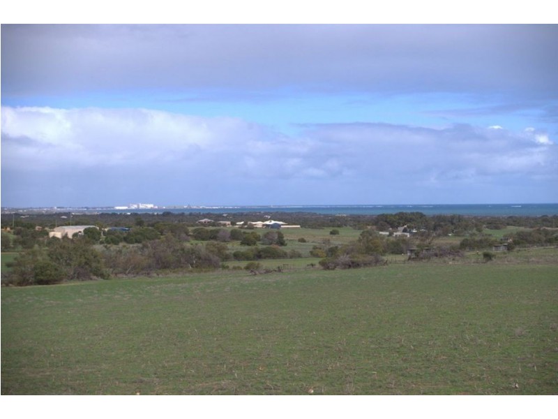 L319/585 David Road, Waggrakine WA 6530