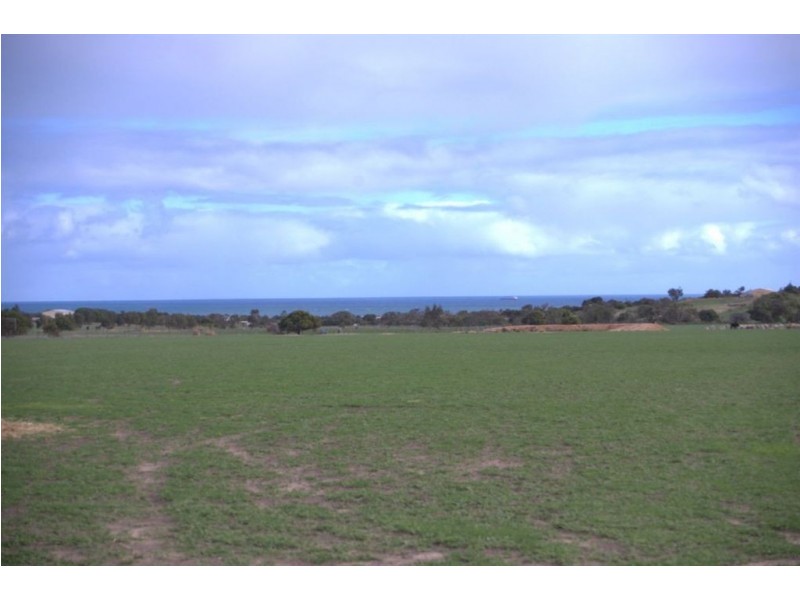L319/585 David Road, Waggrakine WA 6530