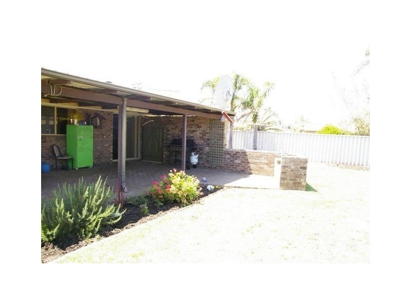 74 Mcaleer Drive, Mahomets Flats WA 6530