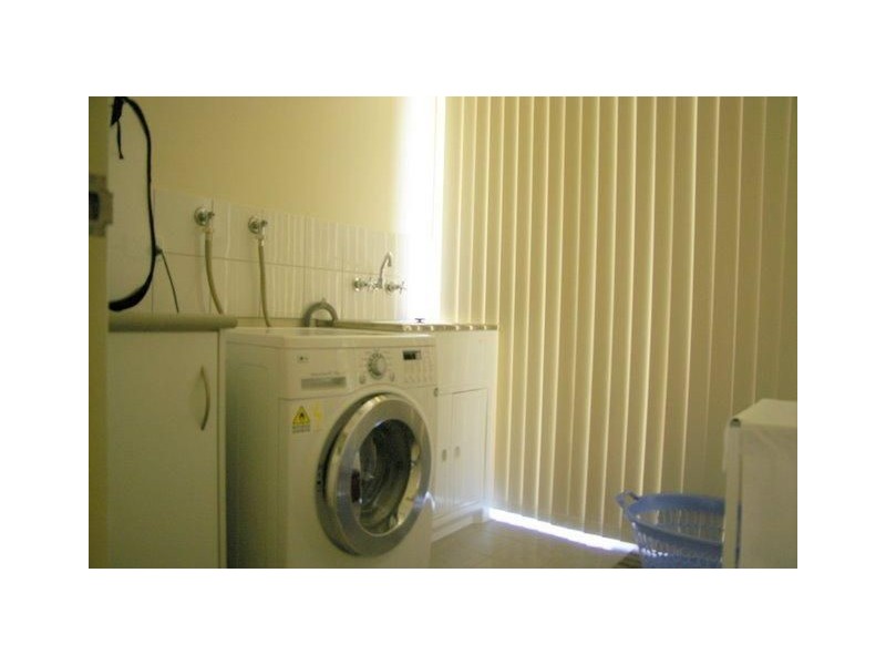 4/11 Waldeck Street, Geraldton WA 6530