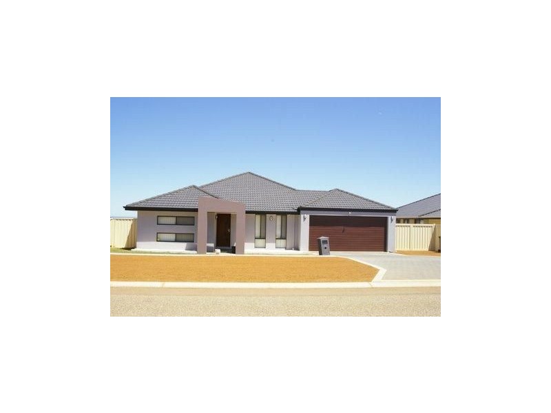 63 Sutcliffe Road, Waggrakine WA 6530