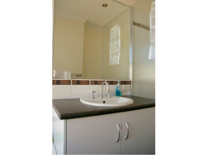 63 Sutcliffe Road, Waggrakine WA 6530