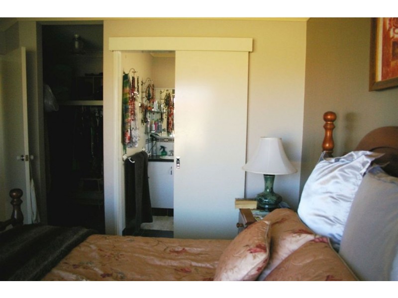 1 Halfmoon Drive, Geraldton WA 6530