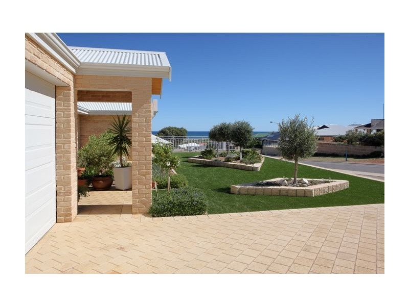 46 Bellimos Drive, Wandina WA 6530