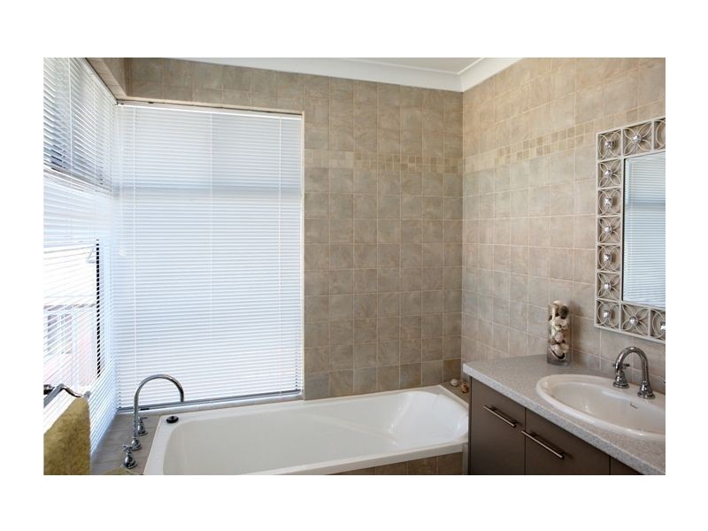 46 Bellimos Drive, Wandina WA 6530