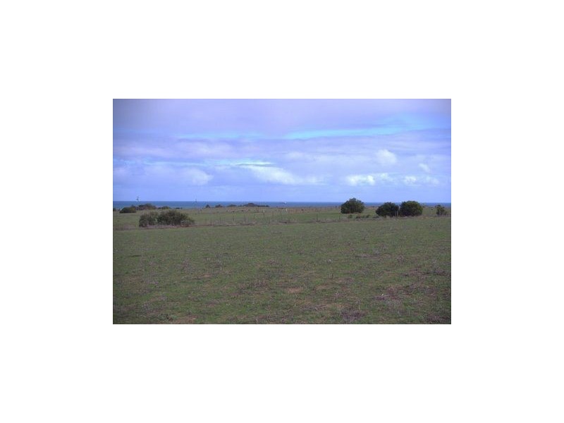 304 David Road, Waggrakine WA 6530