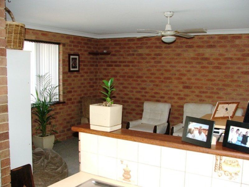 9 Mellows, Rangeway WA 6530