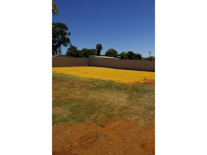 257 Fourth Street, Wonthella WA 6530