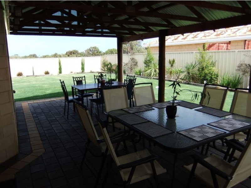 31 Wahn Avenue, Geraldton WA 6530