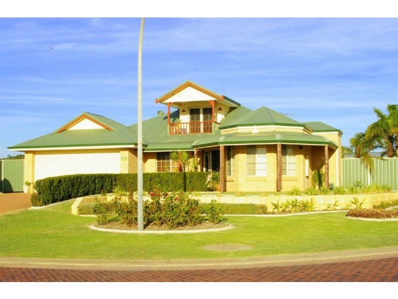 2 Wave Crest Circle, Drummond Cove WA 6532