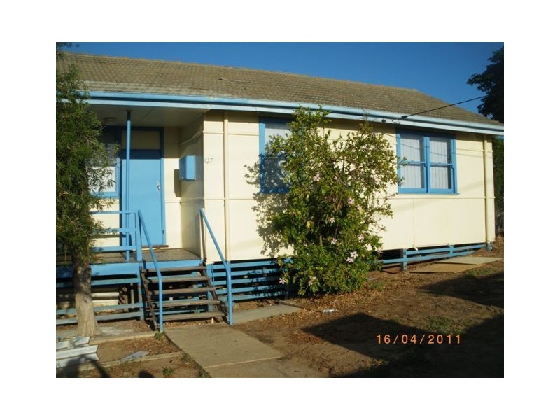 317 Banksia Street, Geraldton WA 6530