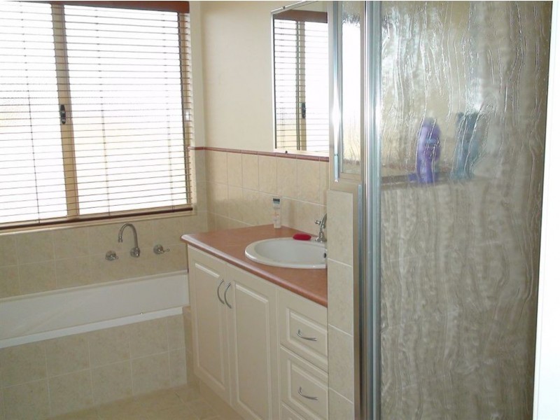 36 Dressage Circle, Deepdale WA 6532