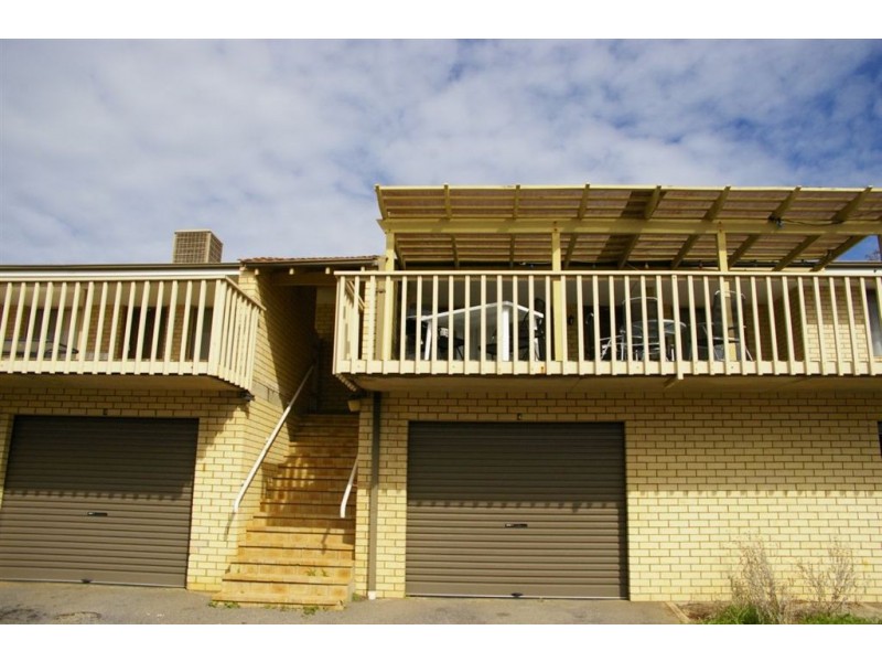 4/8 Eric Street, Geraldton WA 6530